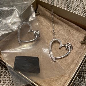 JTV brand new Heart pendant